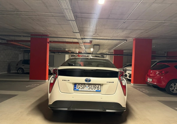 Toyota Prius cena 74000 przebieg: 61000, rok produkcji 2018 z Warszawa małe 37